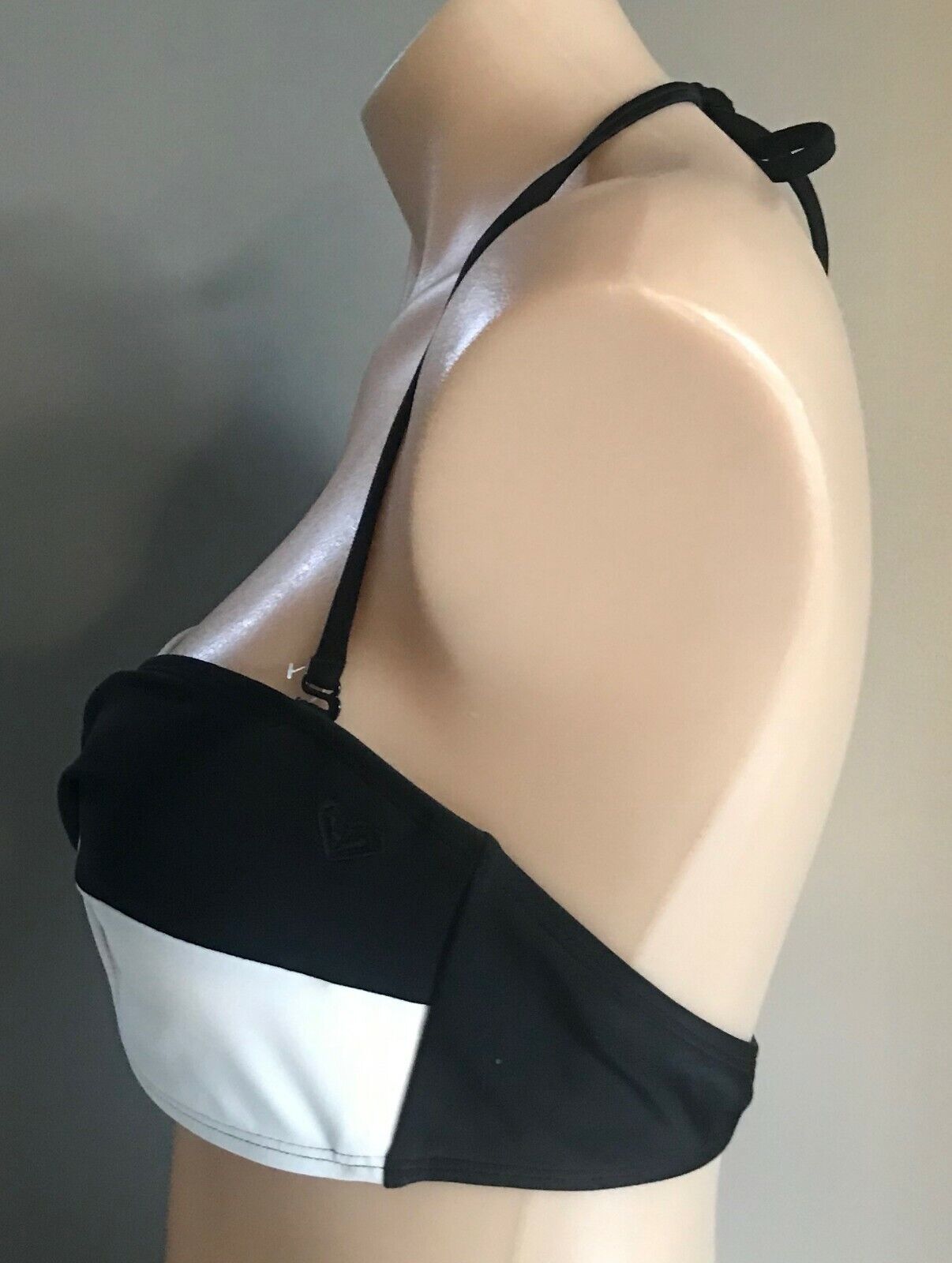 ROXY SWIM Bikini Top Black & White Twist Bandeau Two Way Beach Pool Size L 10
