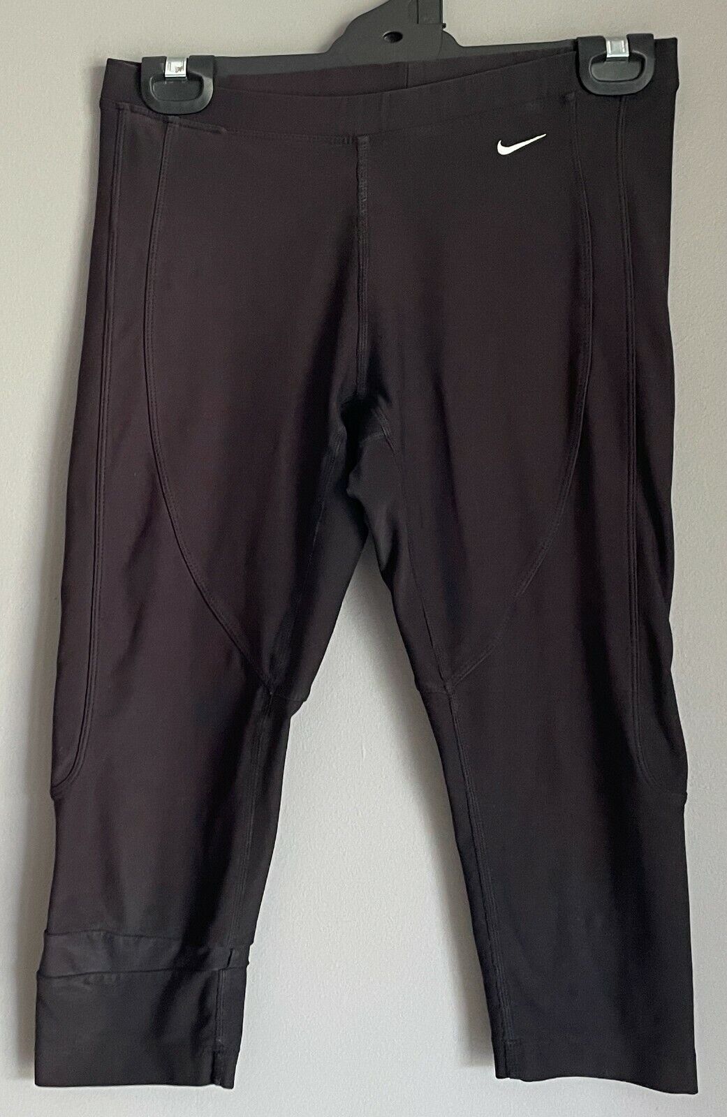 NIKE Dri Fit Black Capri Fitness Run Pants Activewear Pants Gym Sz XS Leggings