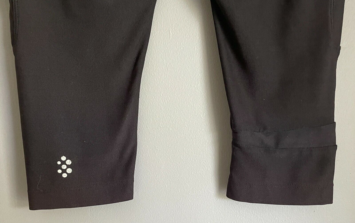 NIKE Dri Fit Black Capri Fitness Run Pants Activewear Pants Gym Sz XS Leggings