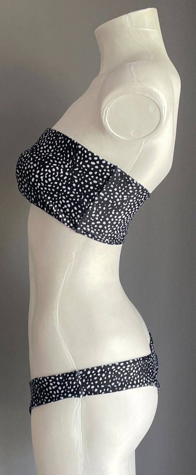 ZAFUL Bikini Top Black & White Polka Dot Bandeau High Cut Cheeky Bum Sz S 8 NEW