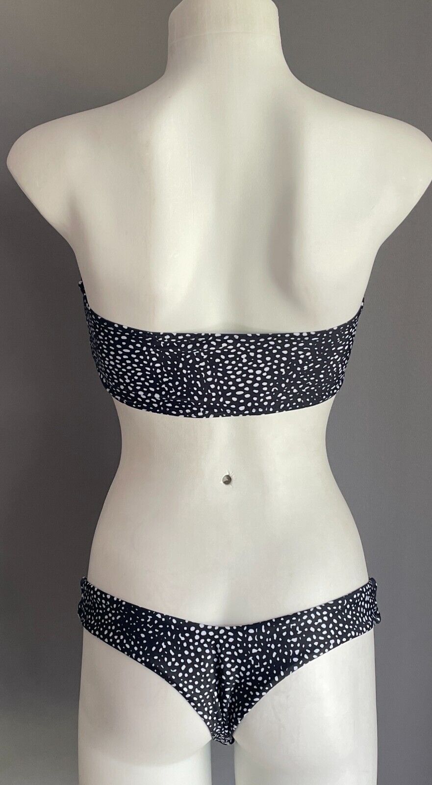 ZAFUL Bikini Top Black & White Polka Dot Bandeau High Cut Cheeky Bum Sz S 8 NEW
