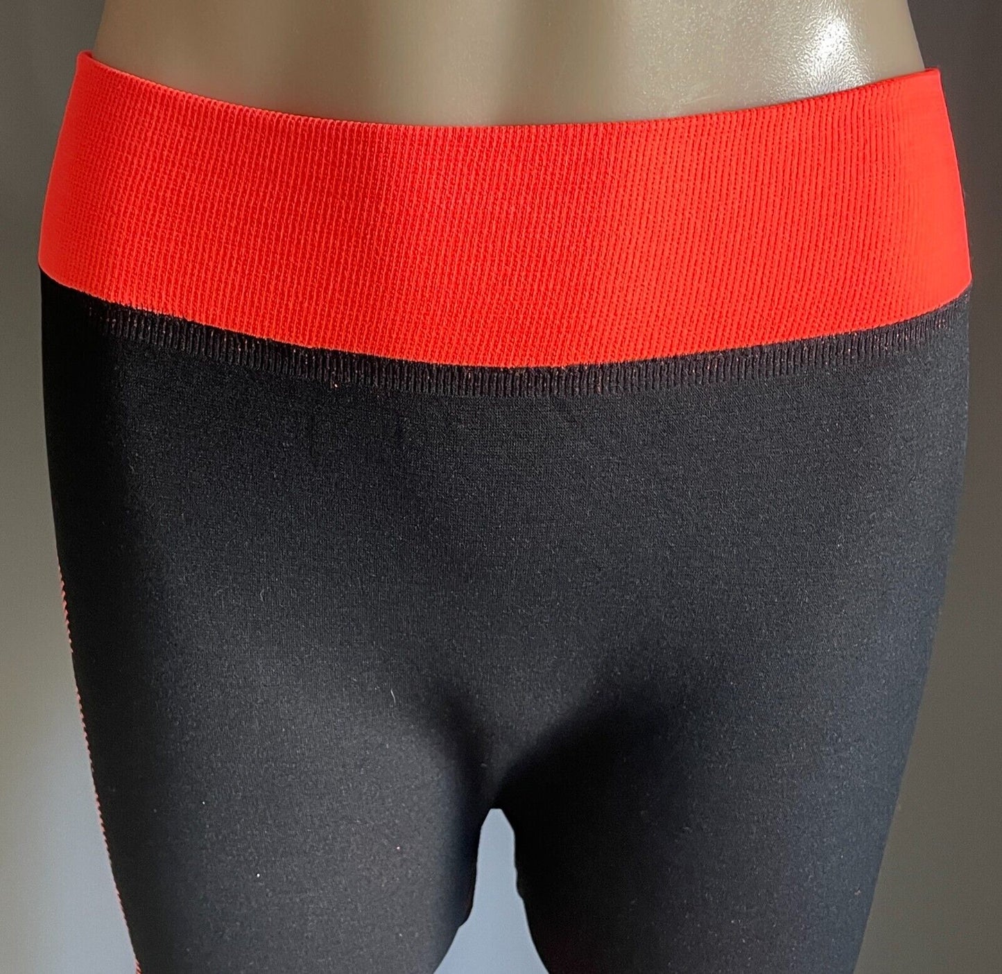 Leggings SPORTS Black & Neon Orange Trim Seamless Stretch Long Sz 12 NEW Active