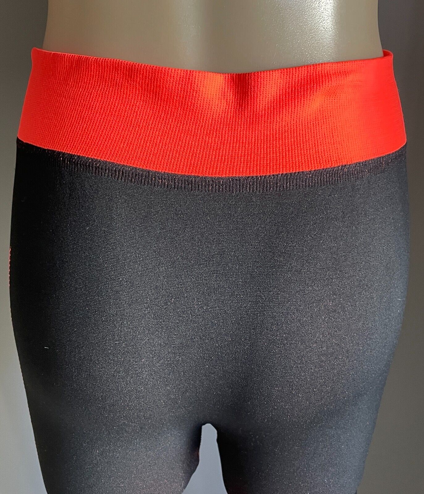 Leggings SPORTS Black & Neon Orange Trim Seamless Stretch Long Sz 12 NEW Active