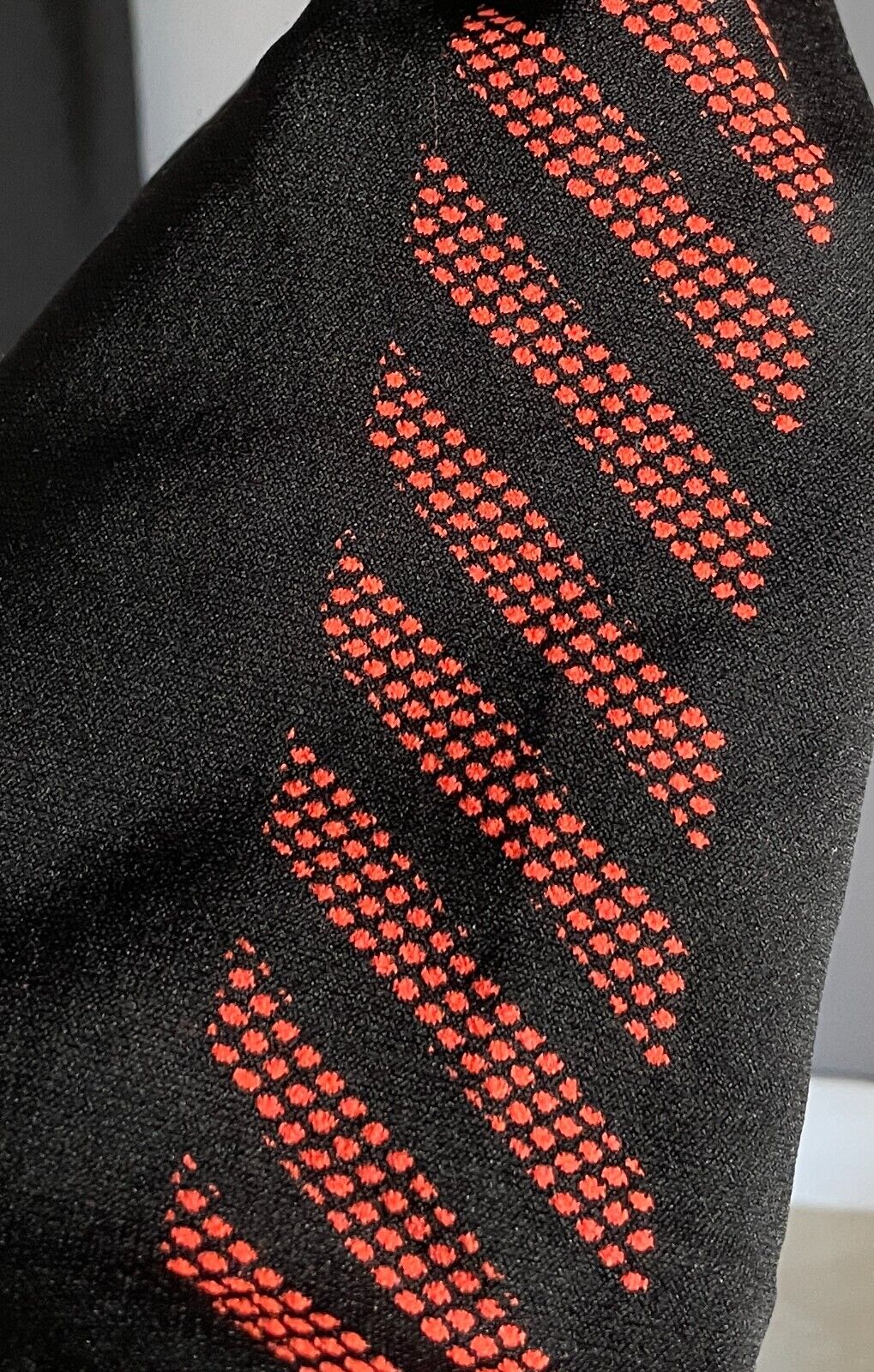 Leggings SPORTS Black & Neon Orange Trim Seamless Stretch Long Sz 12 NEW Active