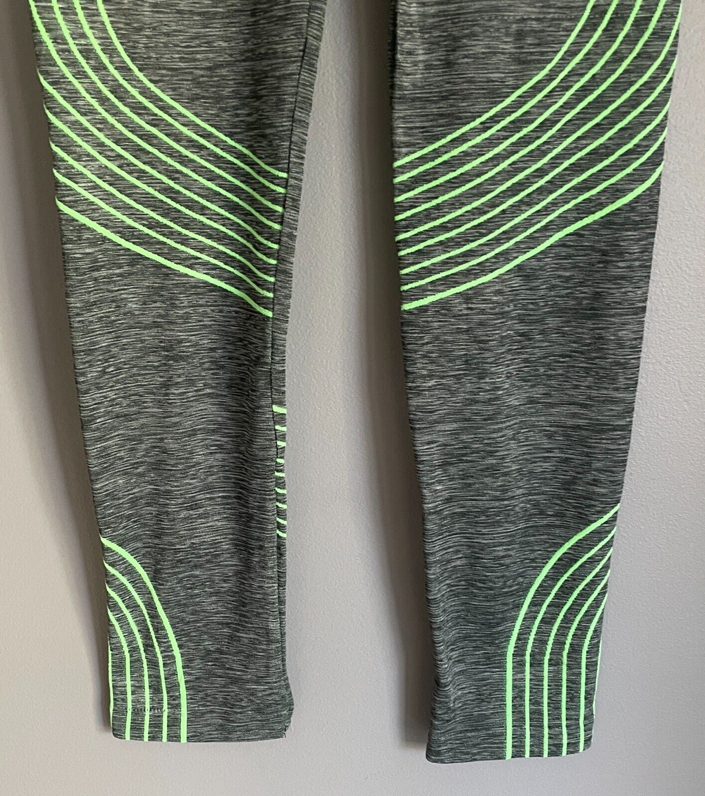 Leggings SPORTS Grey Marl Neon Green Trim Seamless Stretch Full Length Sz 8 NEW