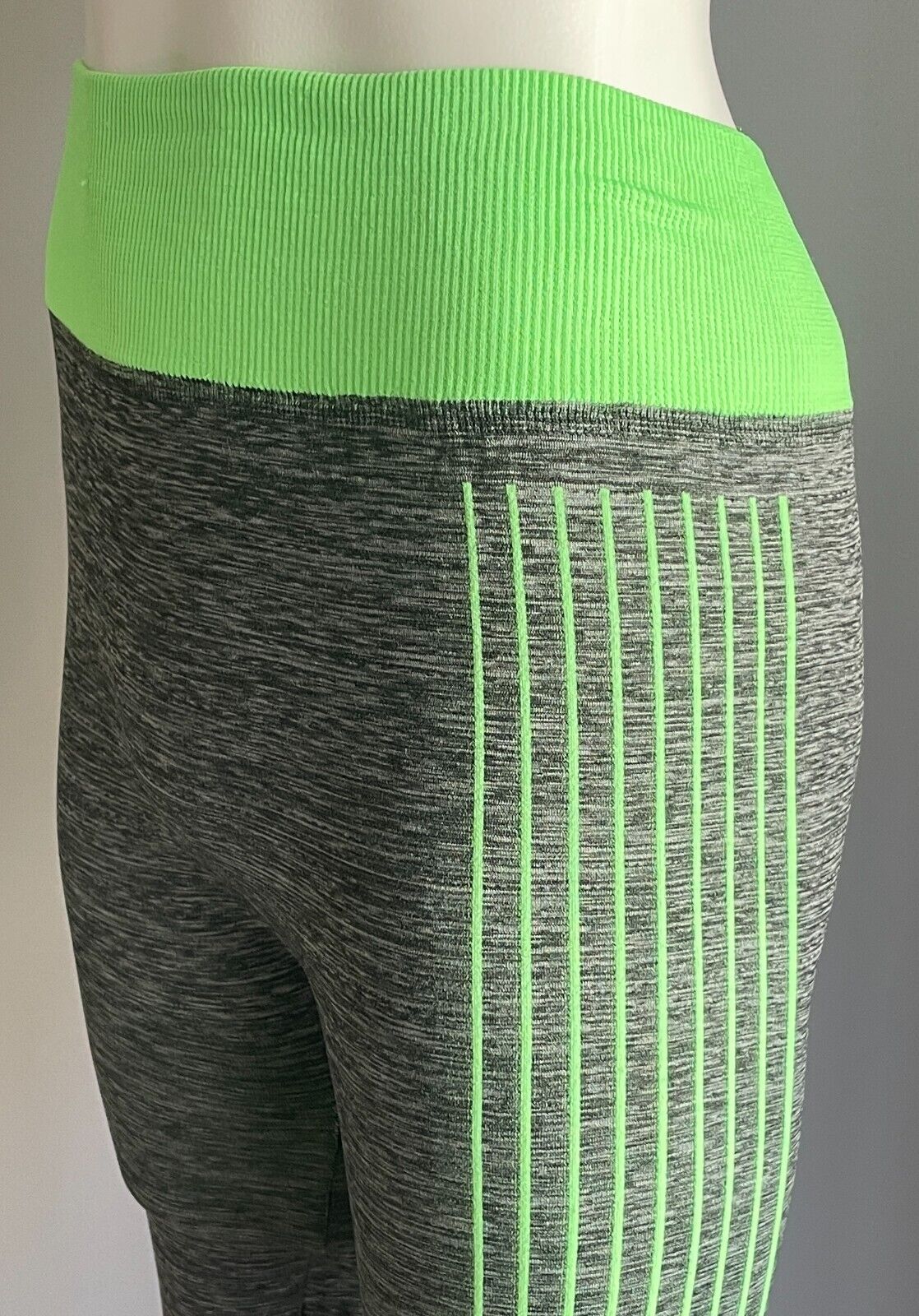 Leggings SPORTS Grey Marl Neon Green Trim Seamless Stretch Full Length Sz 8 NEW