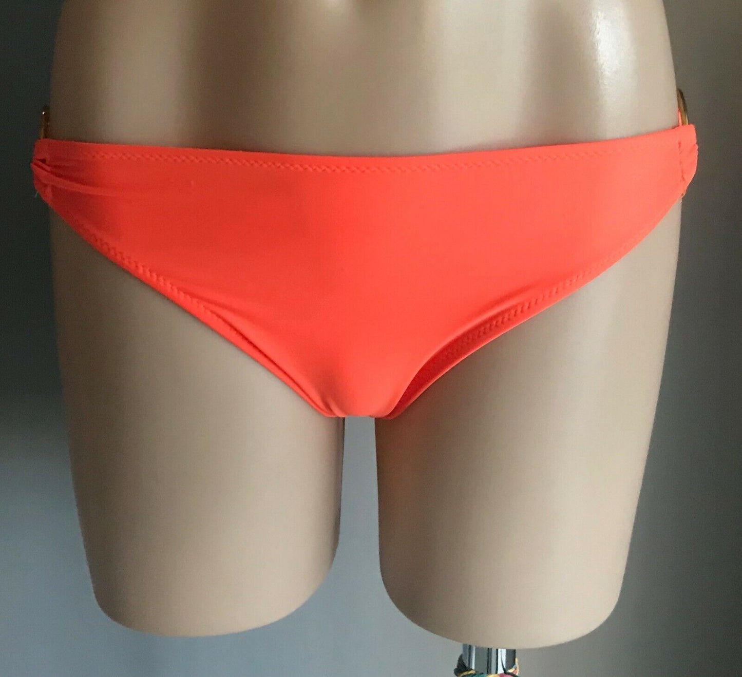 VICTORIA'S SECRET Crop Bra TopOrange Strapless Underwire Swim Beach Pool Sz L 10
