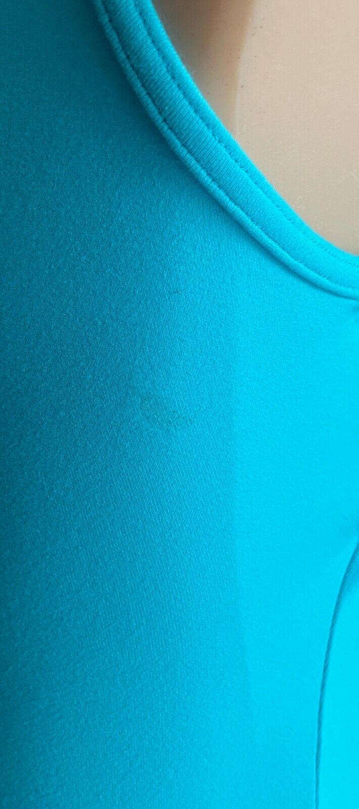 BLOCH Stretch Top Freestyle V Gathered Sleeveless Supplex Turquoise Sz M 10 N1EW