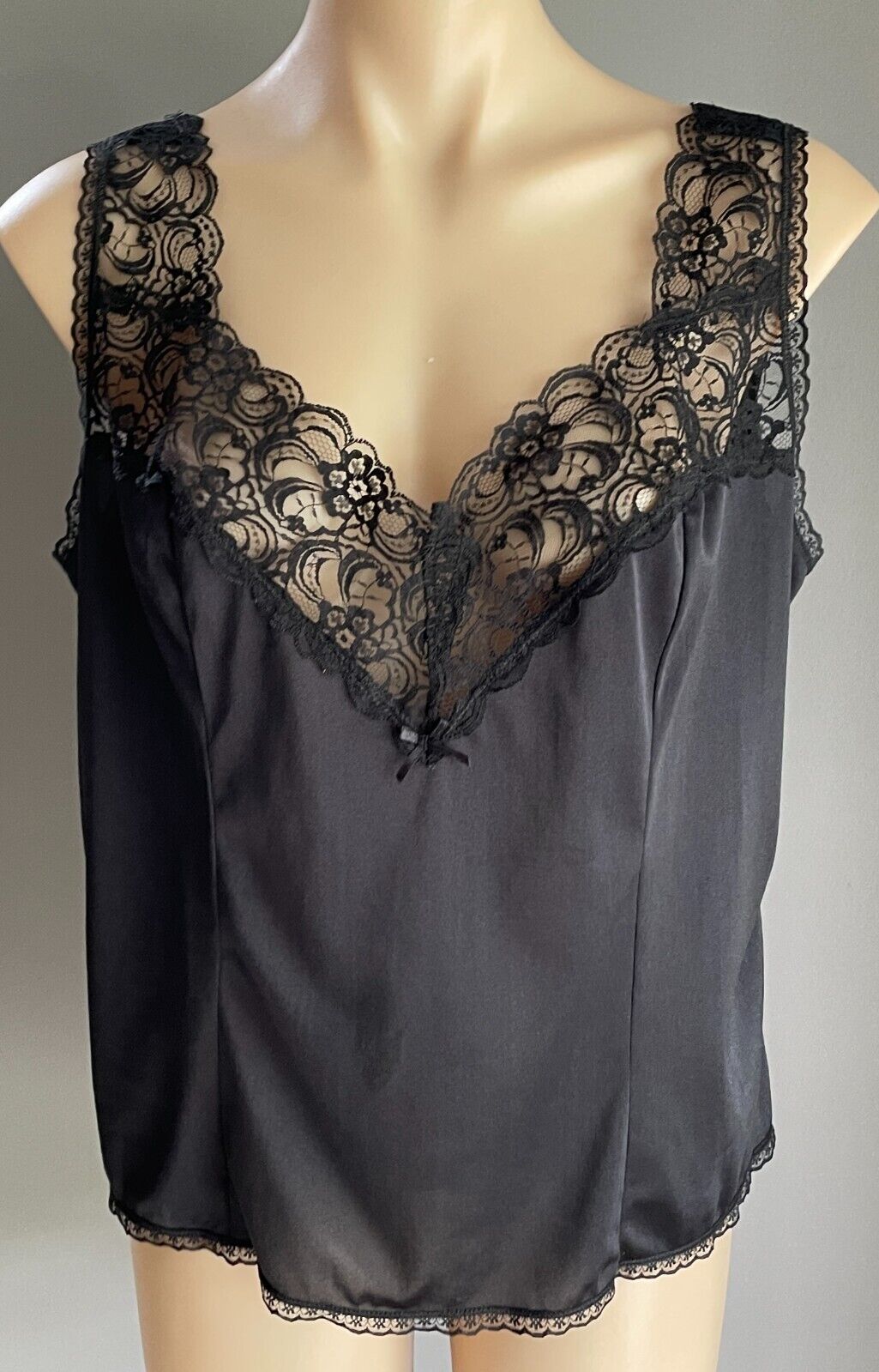 BRANDELLA Black Camisole Lace Trim Nylon Fabric Ladies Size 18 Cami