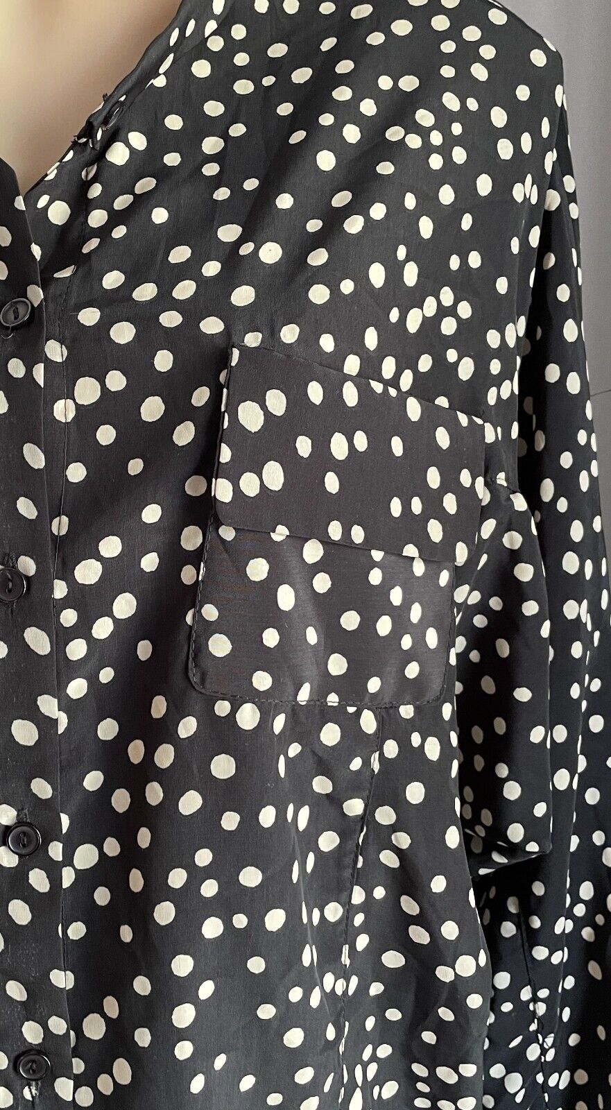 SES Shirt Dolman Sleeve Black & Off White Polka Dot Button Front Roll Tab Sz 10