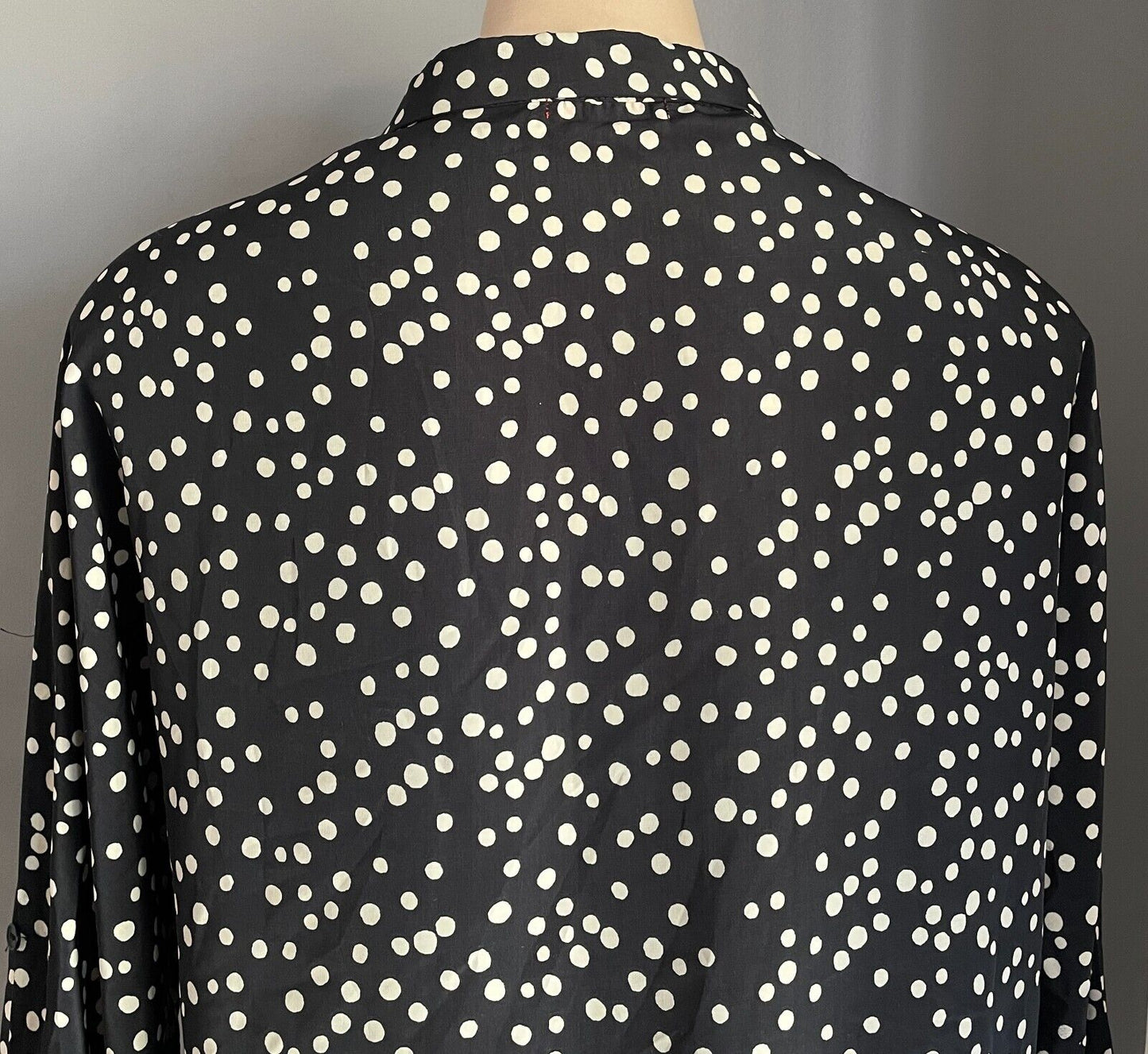 SES Shirt Dolman Sleeve Black & Off White Polka Dot Button Front Roll Tab Sz 10