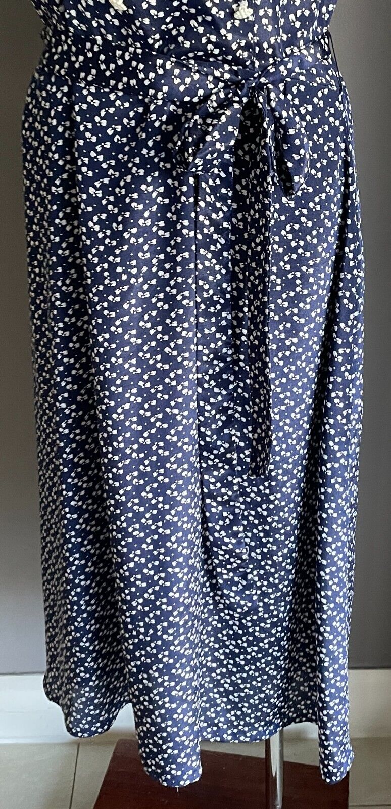 1980s Dress Navy Blue & White Print Short Sleeve Buttons Waist Belt Tie Sz 16