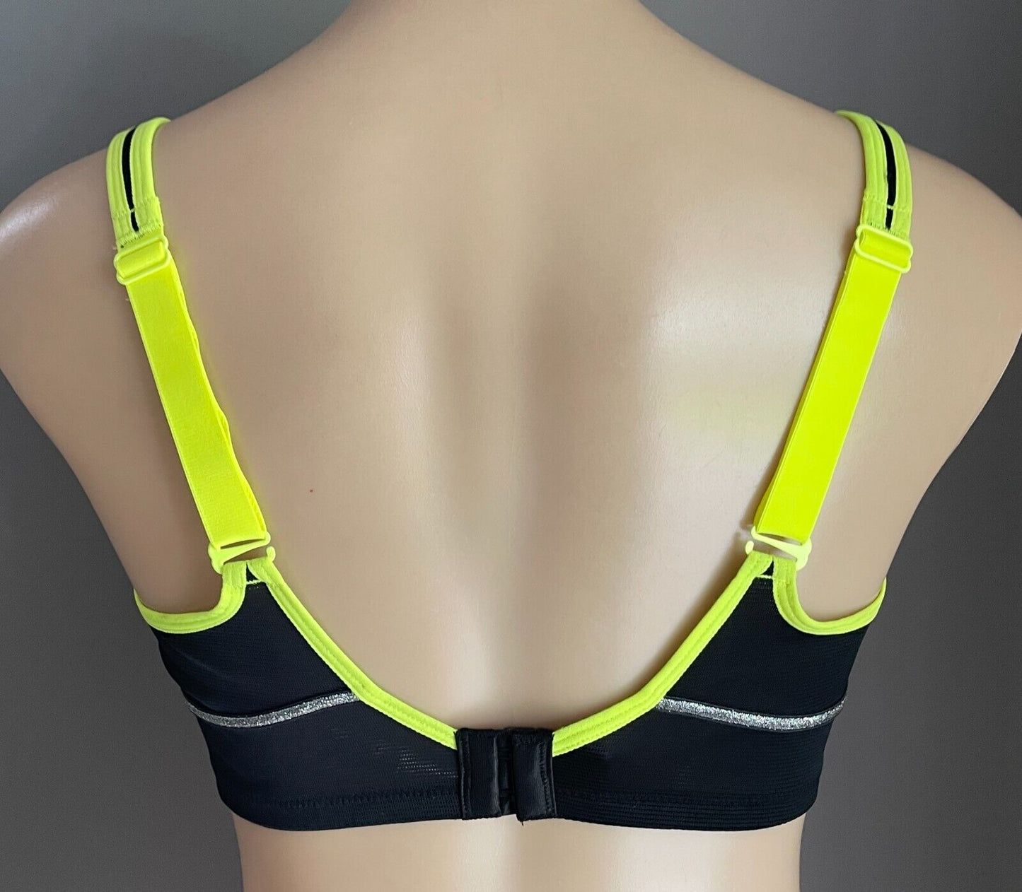 HESTIA "Energize" Bra 16C Black Underwire Sports Bra Neon and Silver Trim 16 C
