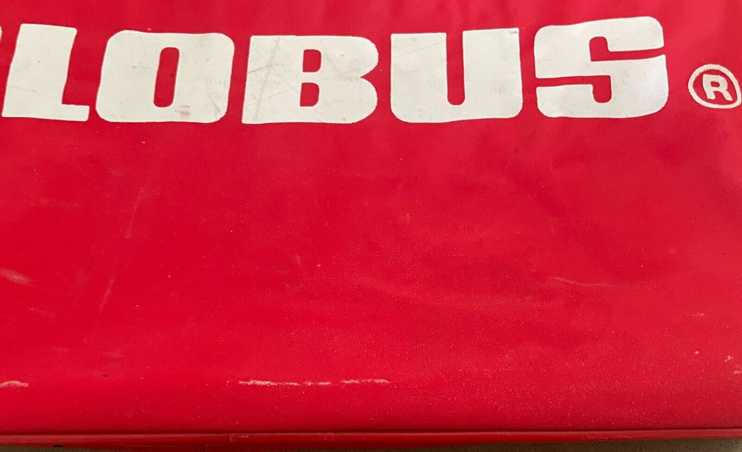 Vintage GLOBUS HOLIDAYS Red & White Trim PVC Carry On/Travel Double Bag Handles