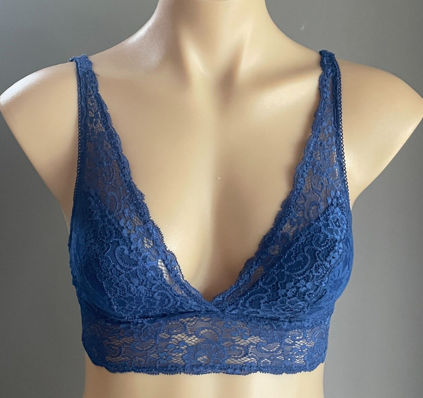 SOMA Blue Lace Plunge Adjustable Straps Bralette Wireless Size 32 AU 10 Bra