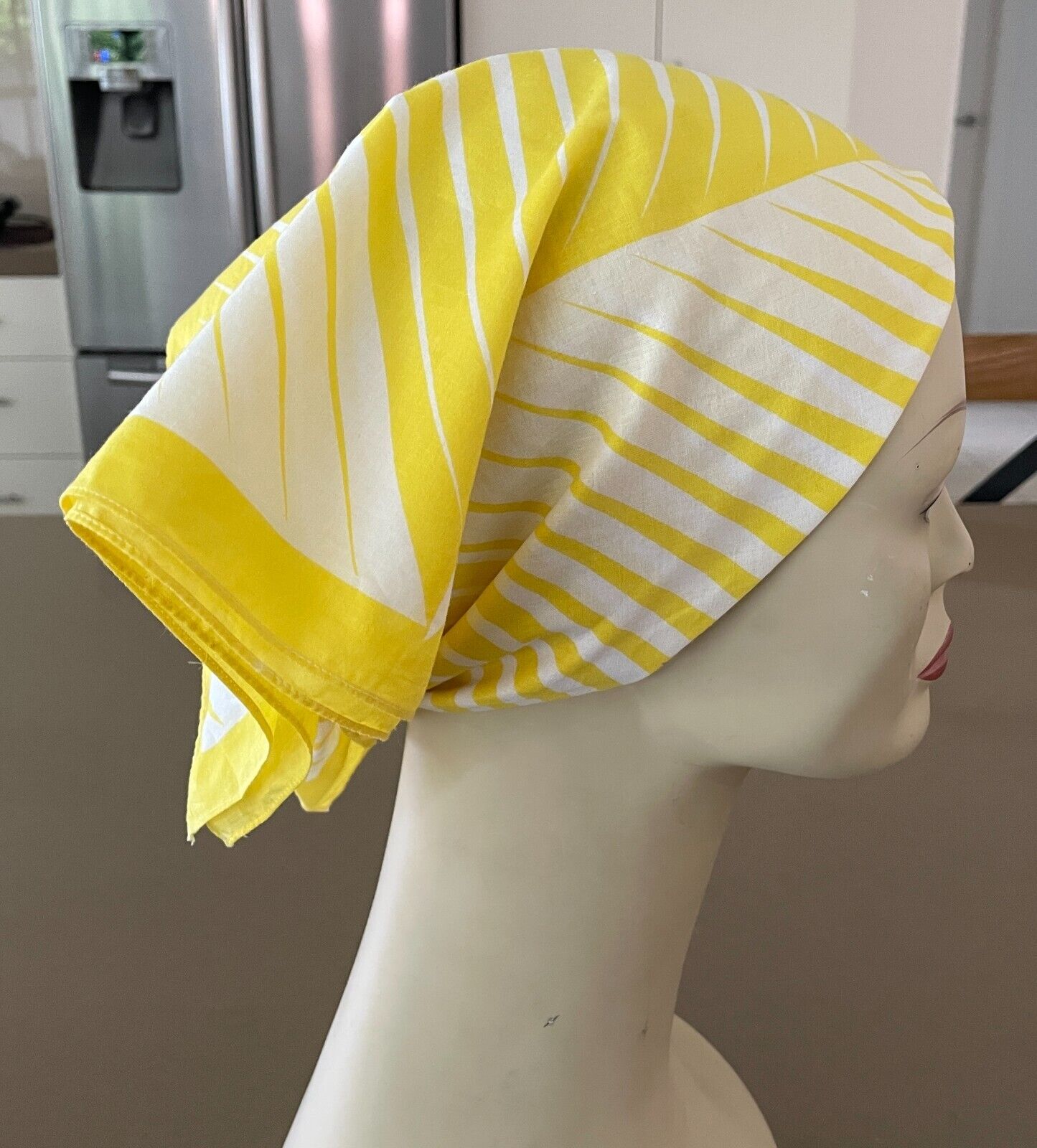 BANDANA HEAD SCARF Yellow & White Cotton Geo Print Head Wrap 54 x 54cm NEW