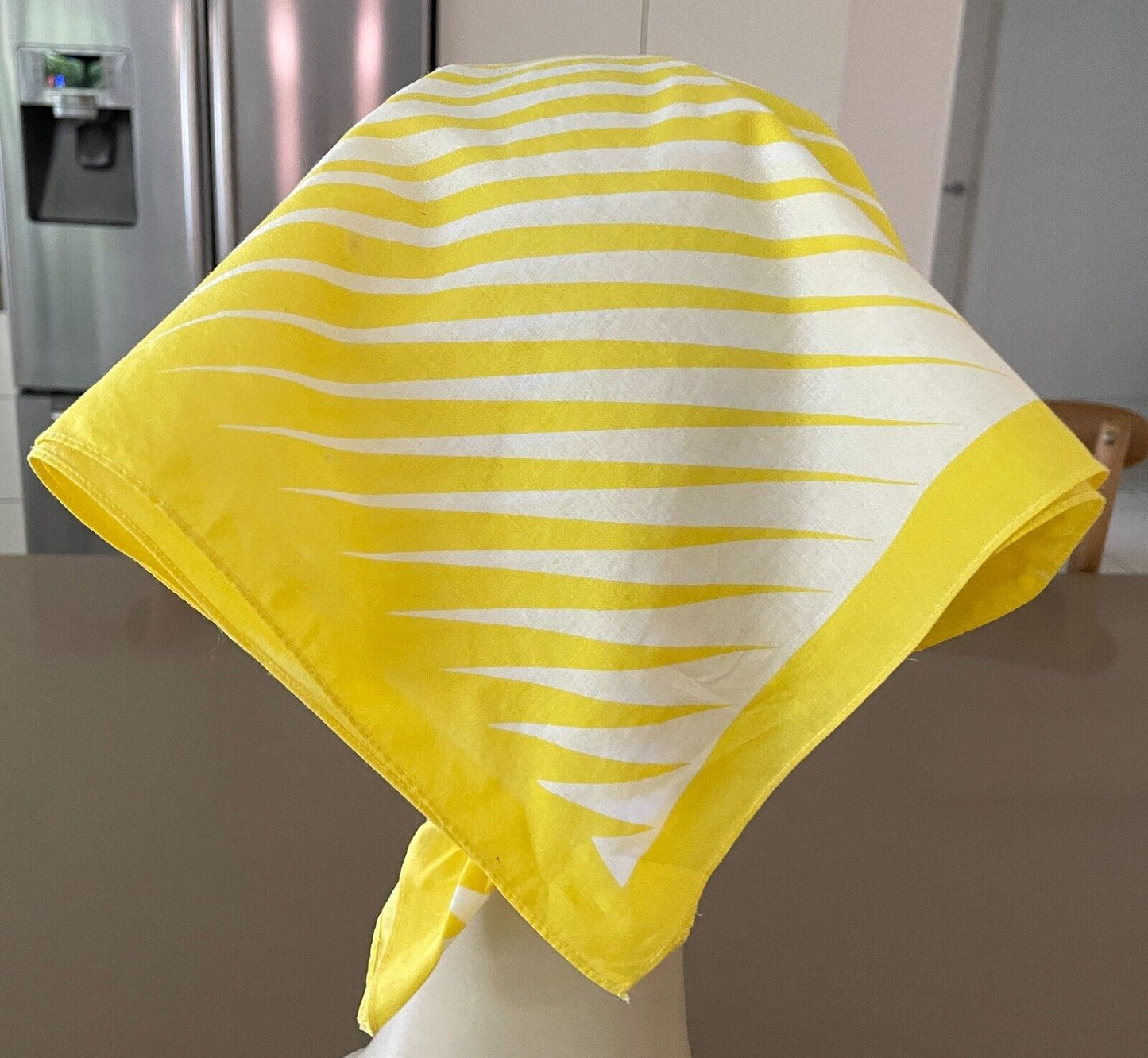 BANDANA HEAD SCARF Yellow & White Cotton Geo Print Head Wrap 54 x 54cm NEW