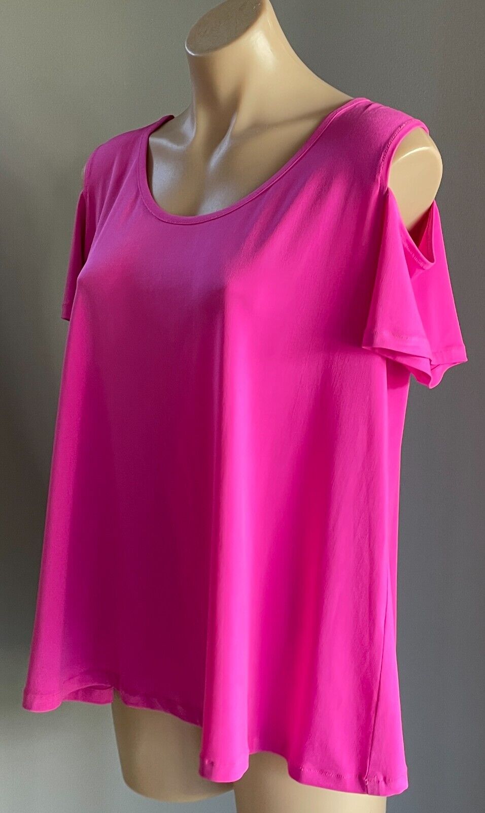 Hot Pink Short Sleeve Cold Shoulder Stretch A-Line Top Blouse Size 18 Tee