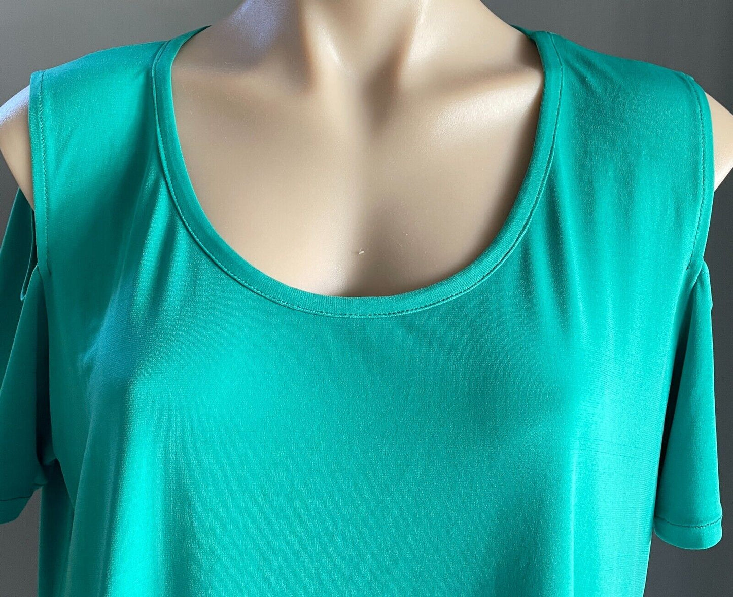 Jade Green Short Sleeve Cold Shoulder Stretch A-Line Top Blouse Size 18 Tee