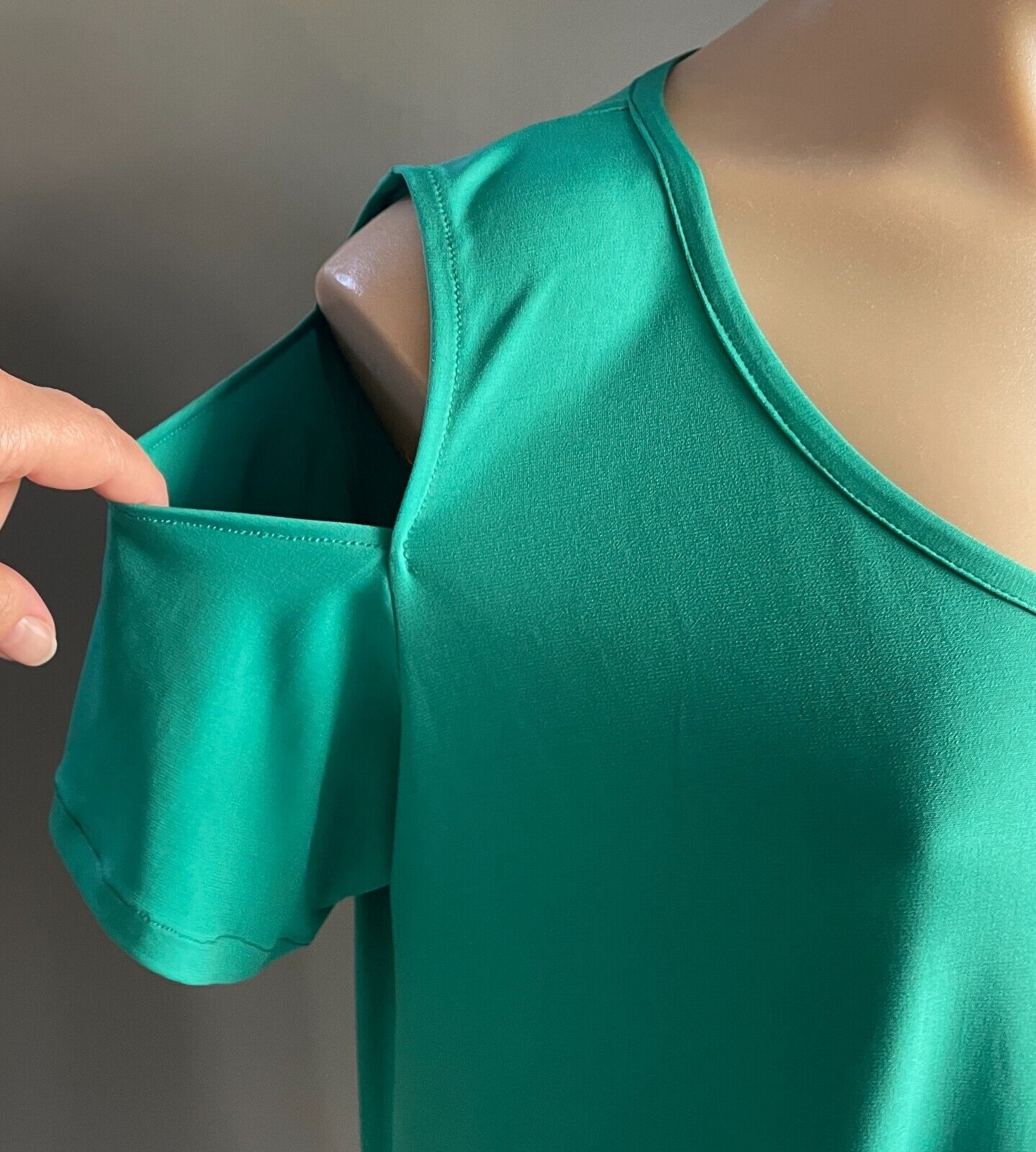 Jade Green Short Sleeve Cold Shoulder Stretch A-Line Top Blouse Size 18 Tee