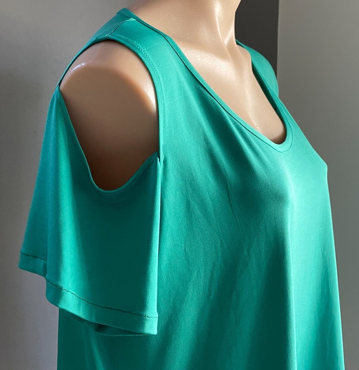 Jade Green Short Sleeve Cold Shoulder Stretch A-Line Top Blouse Size 18 Tee