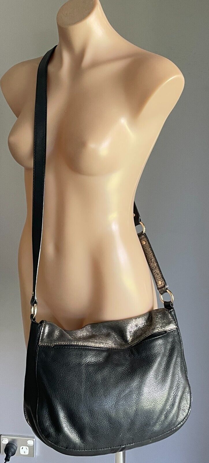 Vintage OROTON Black & Bronze Textured Leather Shoulder Saddle Bag Long Strap