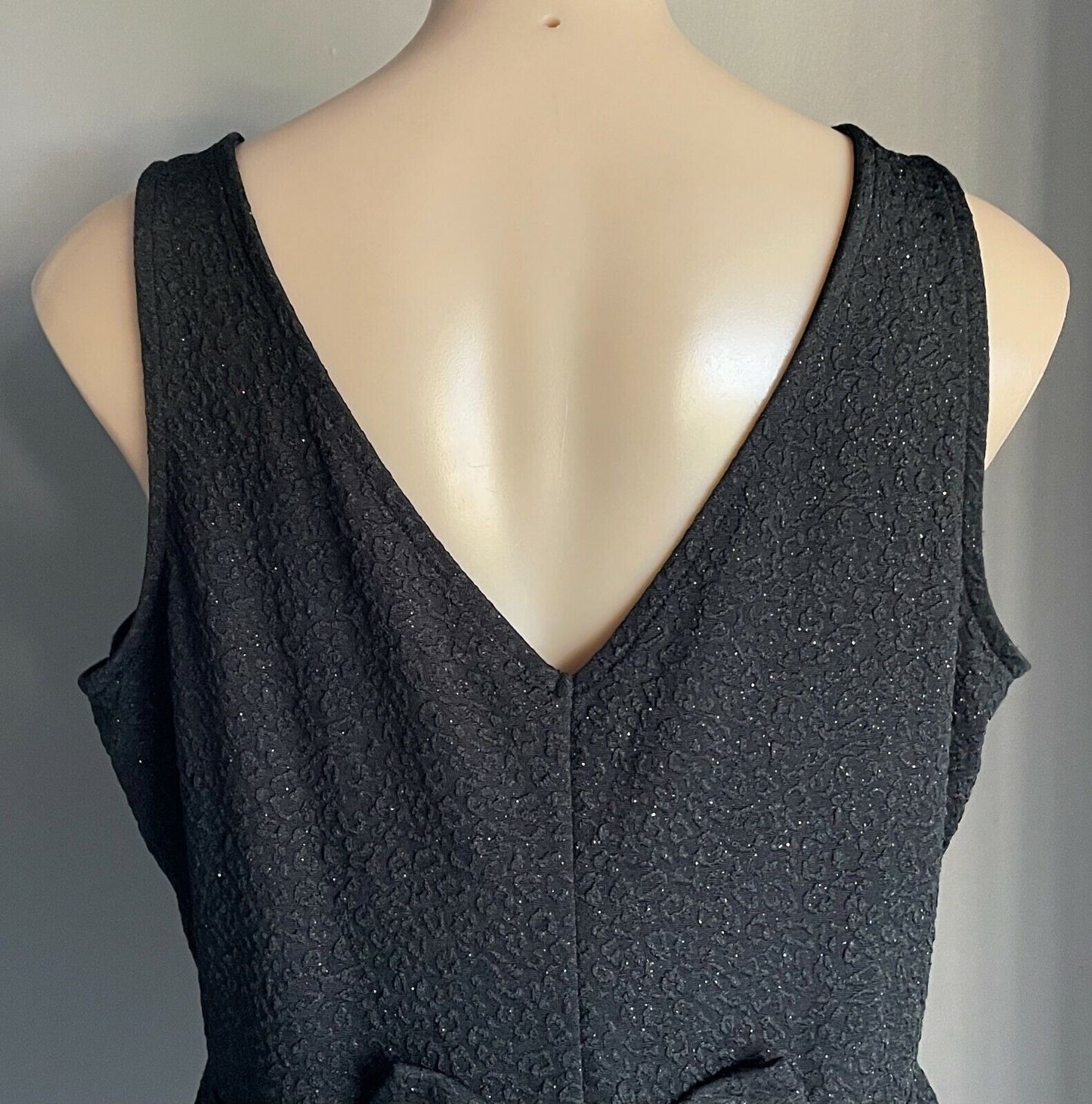 HOT OPTIONS Top Black & Silver Glitter Peplum Waist Blouse w Bow Size 18 NEW
