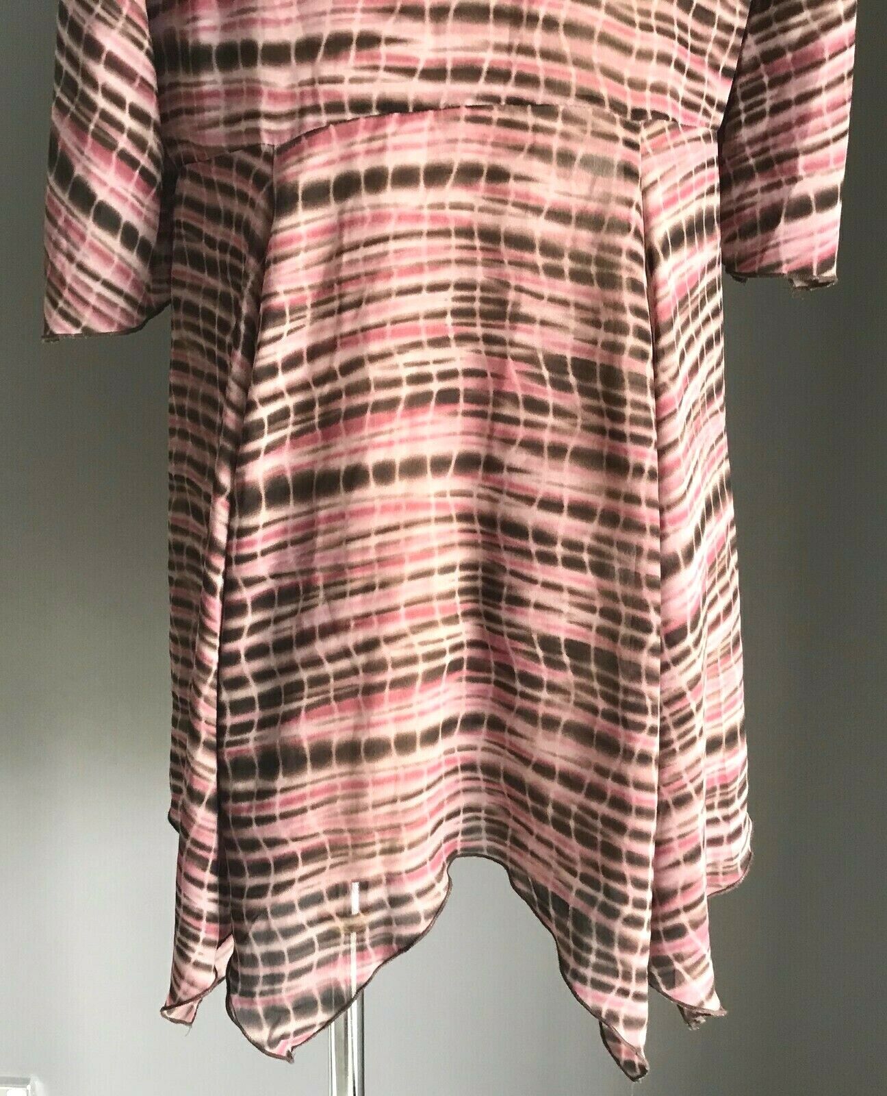 HOT OPTIONS Ladies Top Brown Pink Tie Dye Asymmetric Hem Flutter Sleeve Size 14