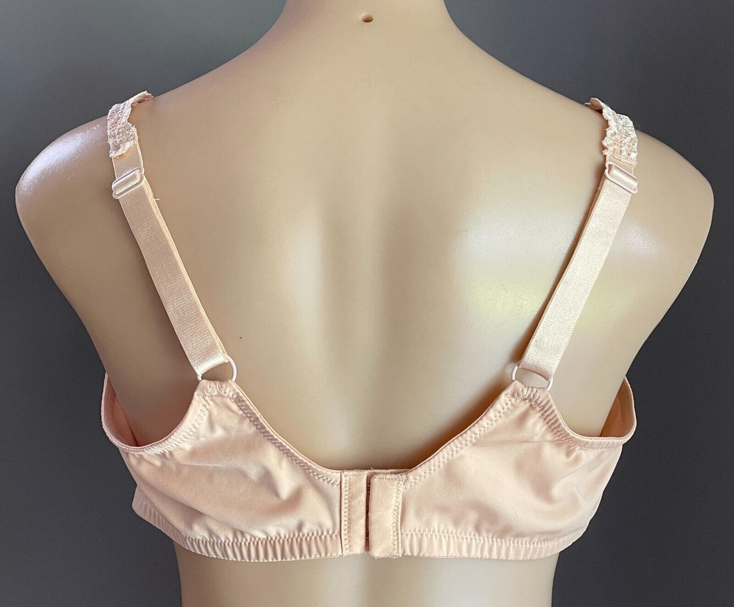 SASH & ROSE Underwire Bra 20D Blush Pink Lace Soft Cup Sz 20 D Adjust Straps NEW
