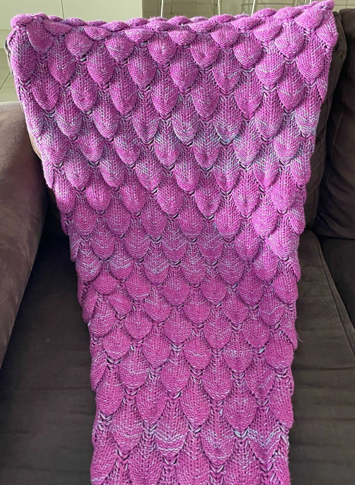 1 Piece Knit Mermaid Tail Pink & Blue Fleck Cozy Warm Blanket Adult Size 12 14