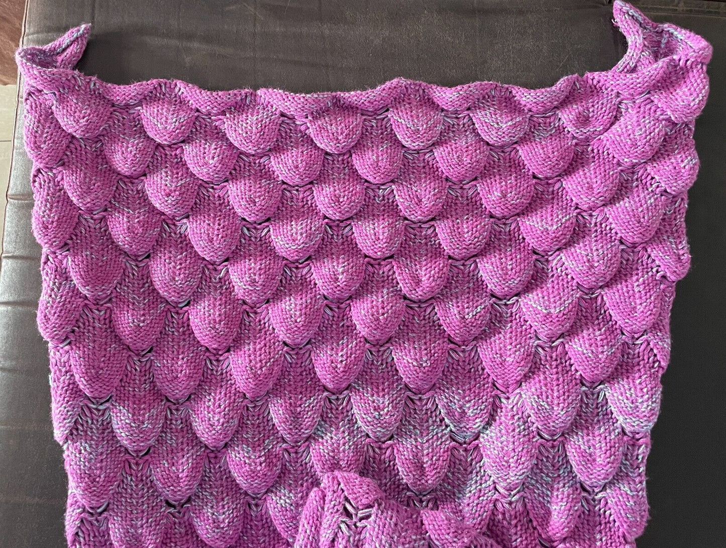 1 Piece Knit Mermaid Tail Pink & Blue Fleck Cozy Warm Blanket Adult Size 12 14