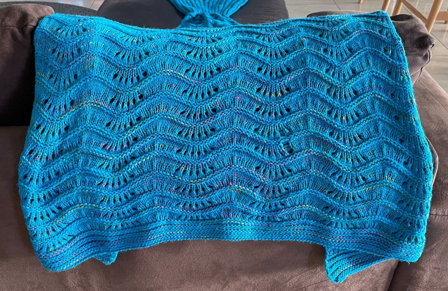 1 Piece Knit Mermaid Tail Blue Multicolour Fleck Cozy Warm Blanket Adult Sz 8 10