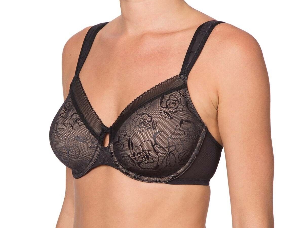 TRIUMPH Bra 18DD Underwire Black Lace Beige Sculpting Sensation Minimiser 18DD