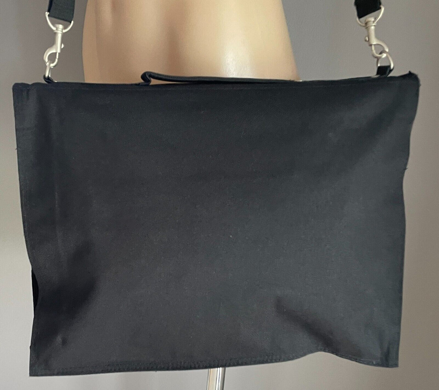 AALARA Laptop Shoulder Bag Black Australian Amusement Leisure & Recreation Assoc