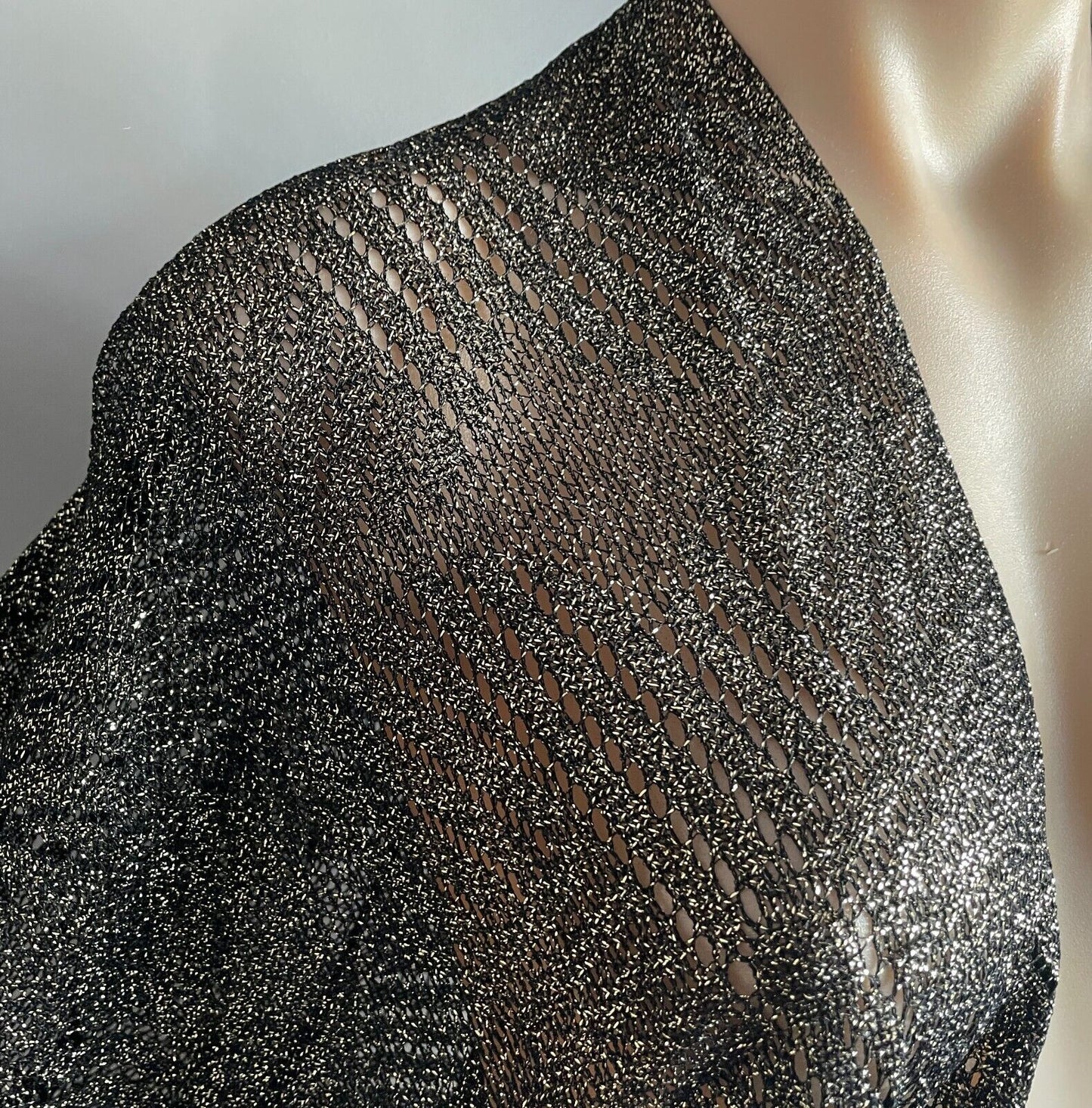 Bolero Black and Gold Metallic Thread Knit Dolman Lightweight Shrug Size 10 12
