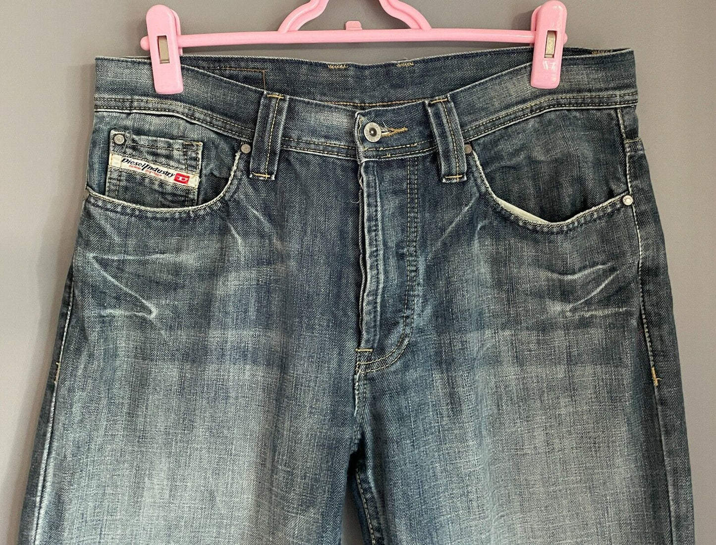 Mens DIESEL Jeans  Blue Denim Faded in Places & Distressed Hems Size 34 Vintage