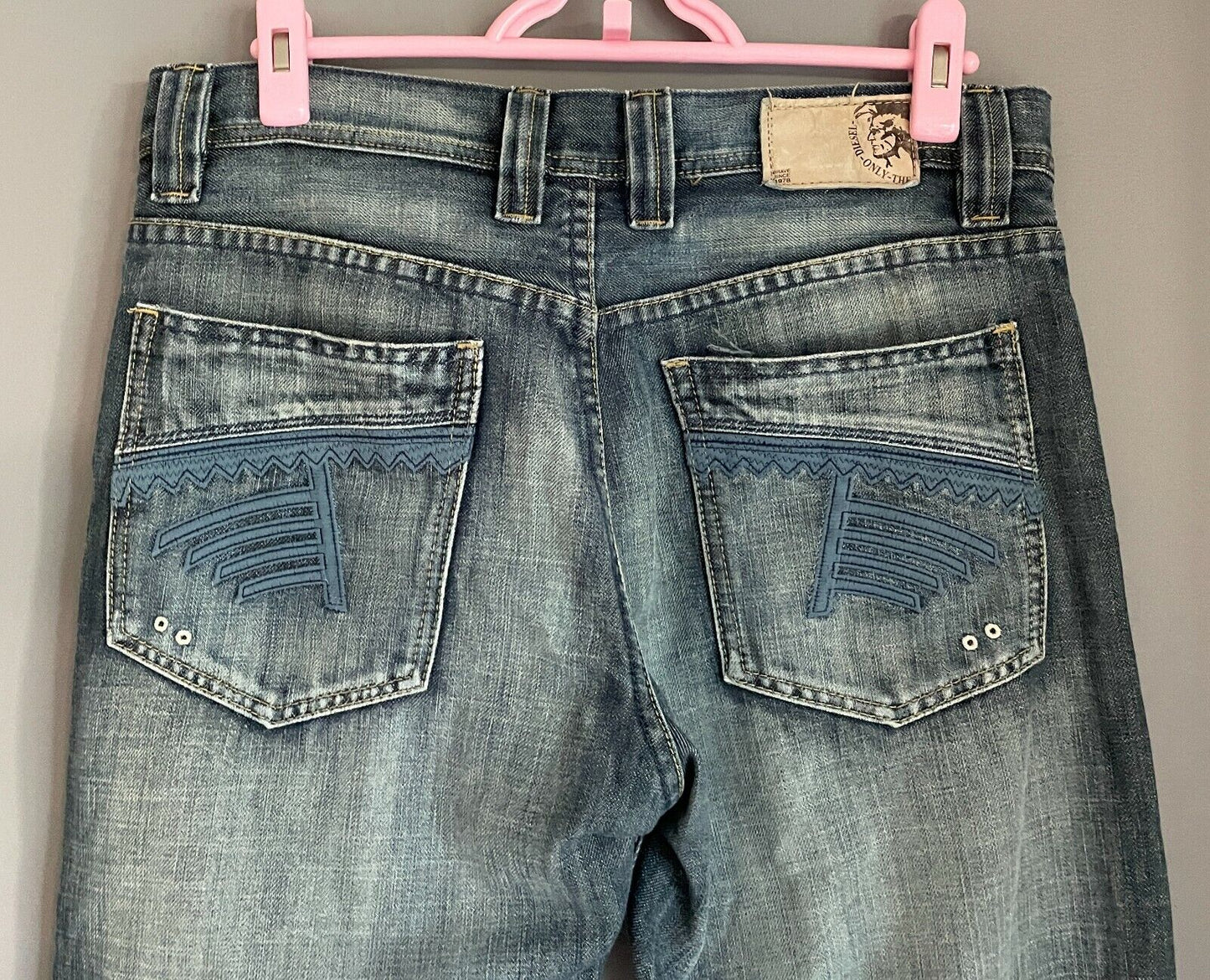 Mens DIESEL Jeans  Blue Denim Faded in Places & Distressed Hems Size 34 Vintage