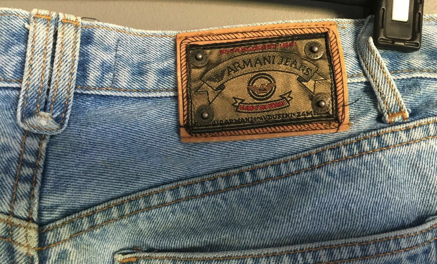 Mens Vintage ARMANI JEANS "True Blue" Faded Denim  Size 34 Lived In