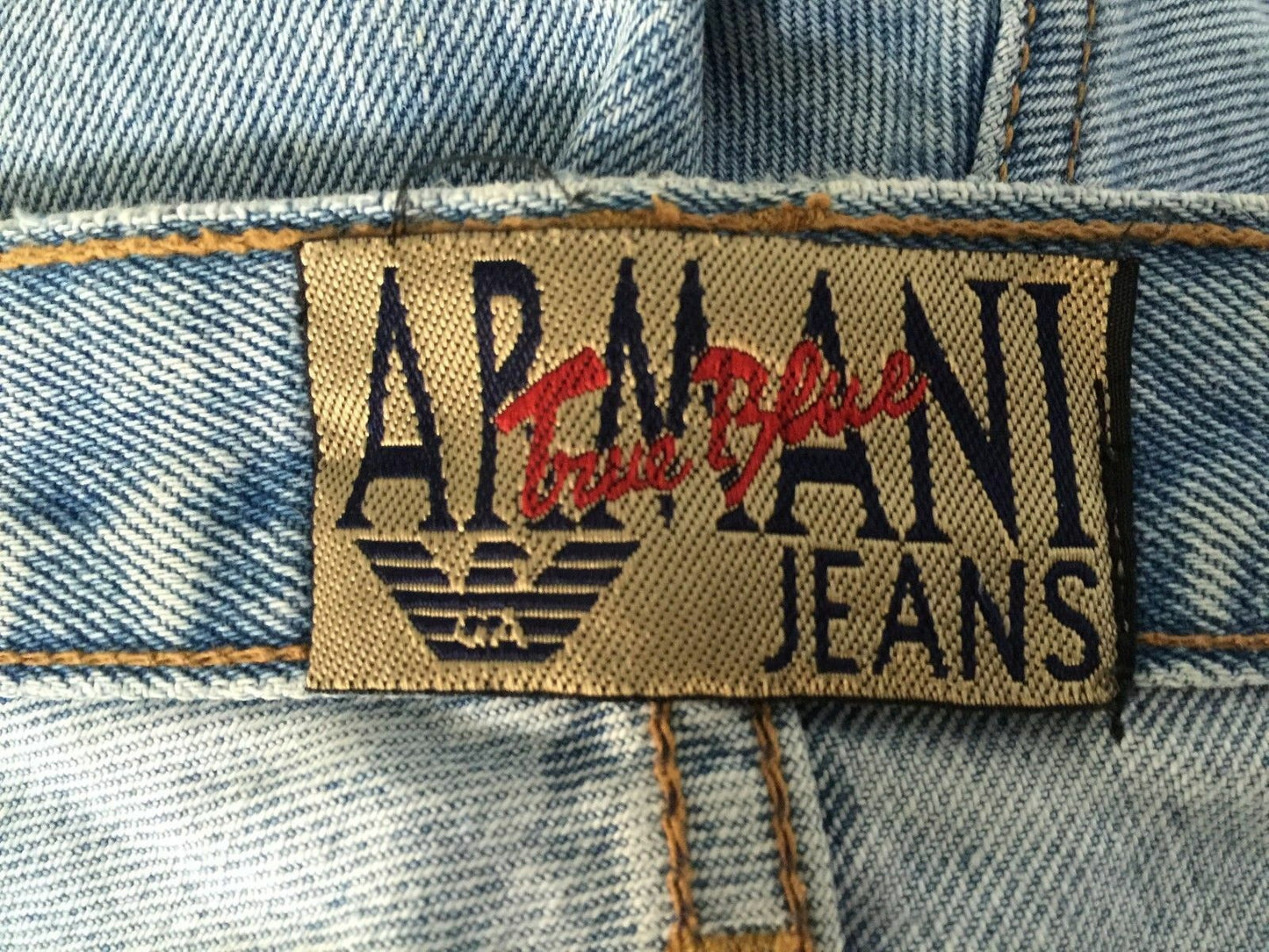Mens Vintage ARMANI JEANS "True Blue" Faded Denim  Size 34 Lived In