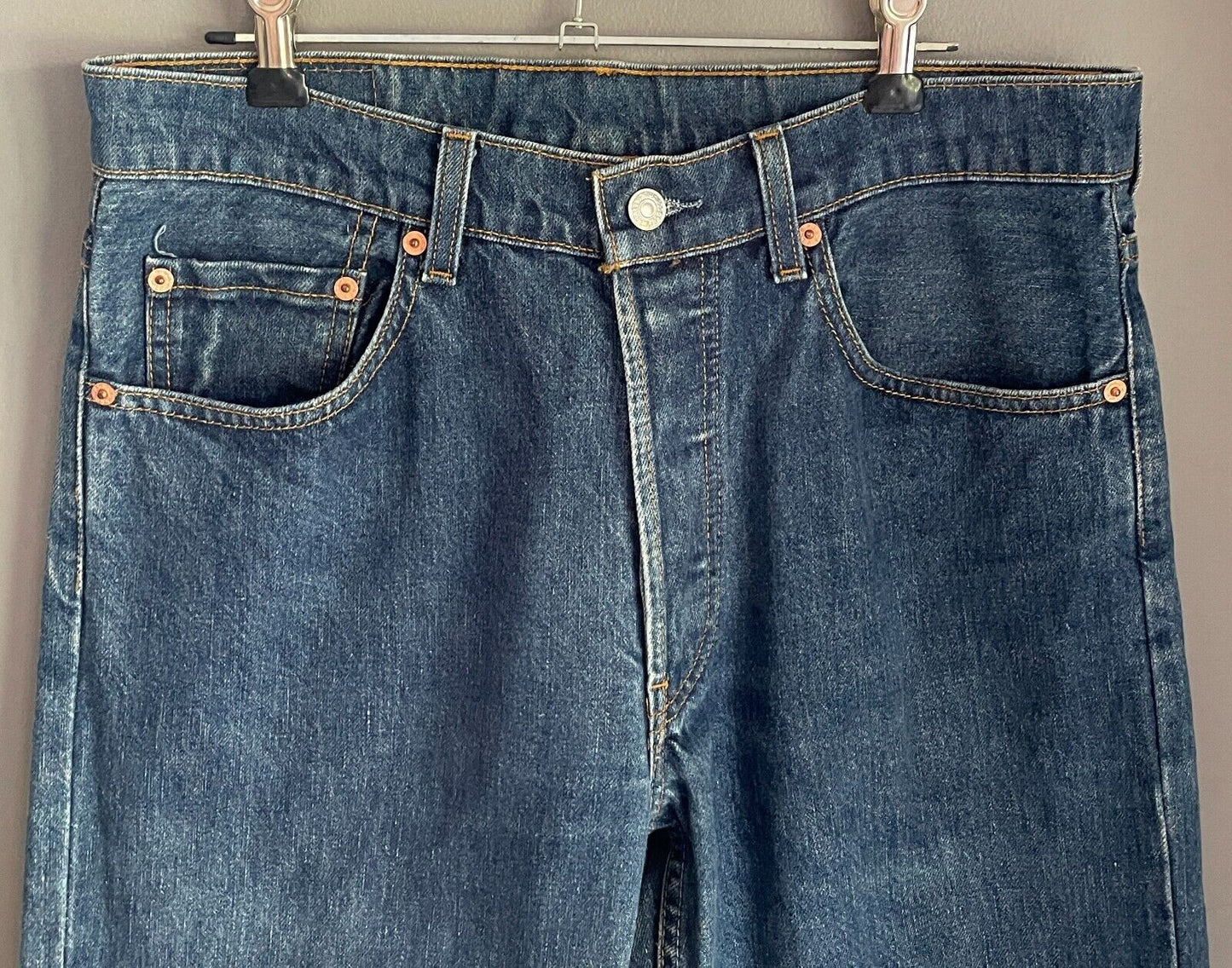 Mens LEVI'S Denim Jeans Mid Blue Straight Leg Button Fly Size 84cm Waist