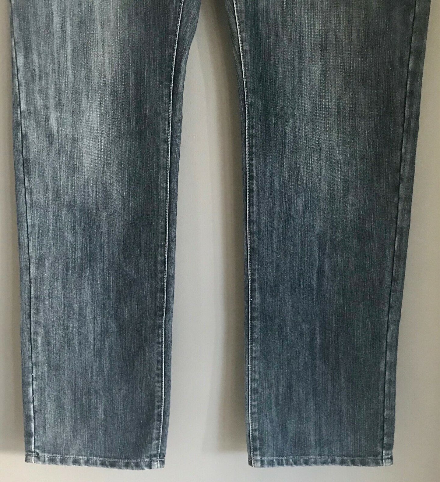 JAG JEANS Low Rise Straight Leg Distressed hem Mens Size 34