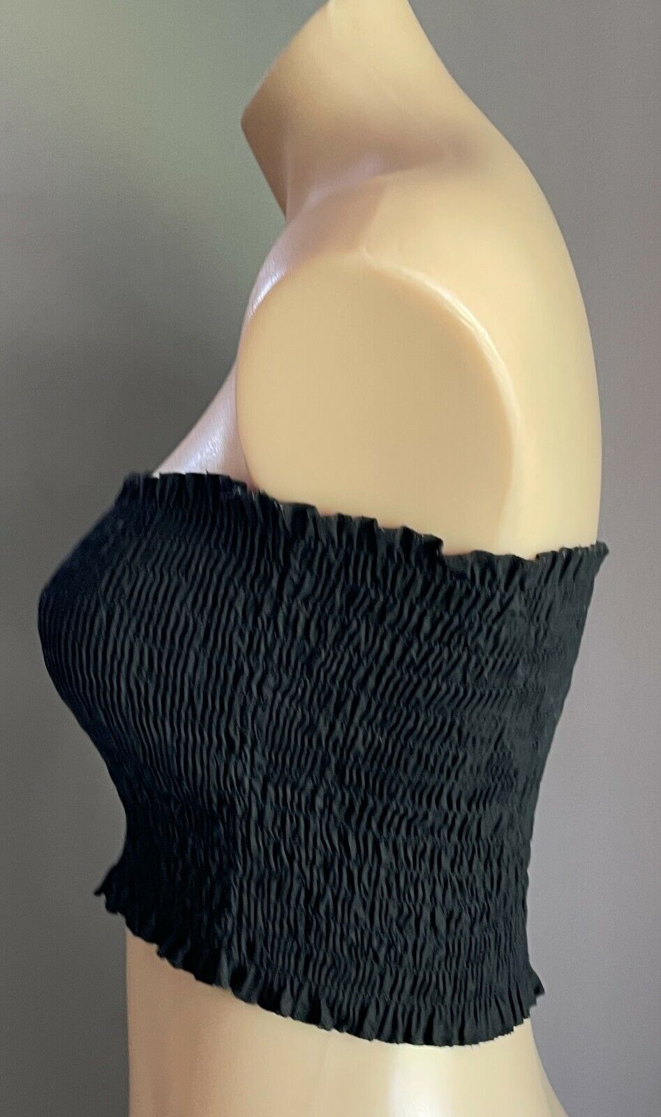 BEYOND HER Boob Tube Black Shirred Elastic Crop Top Size 6 AU 8 - 10