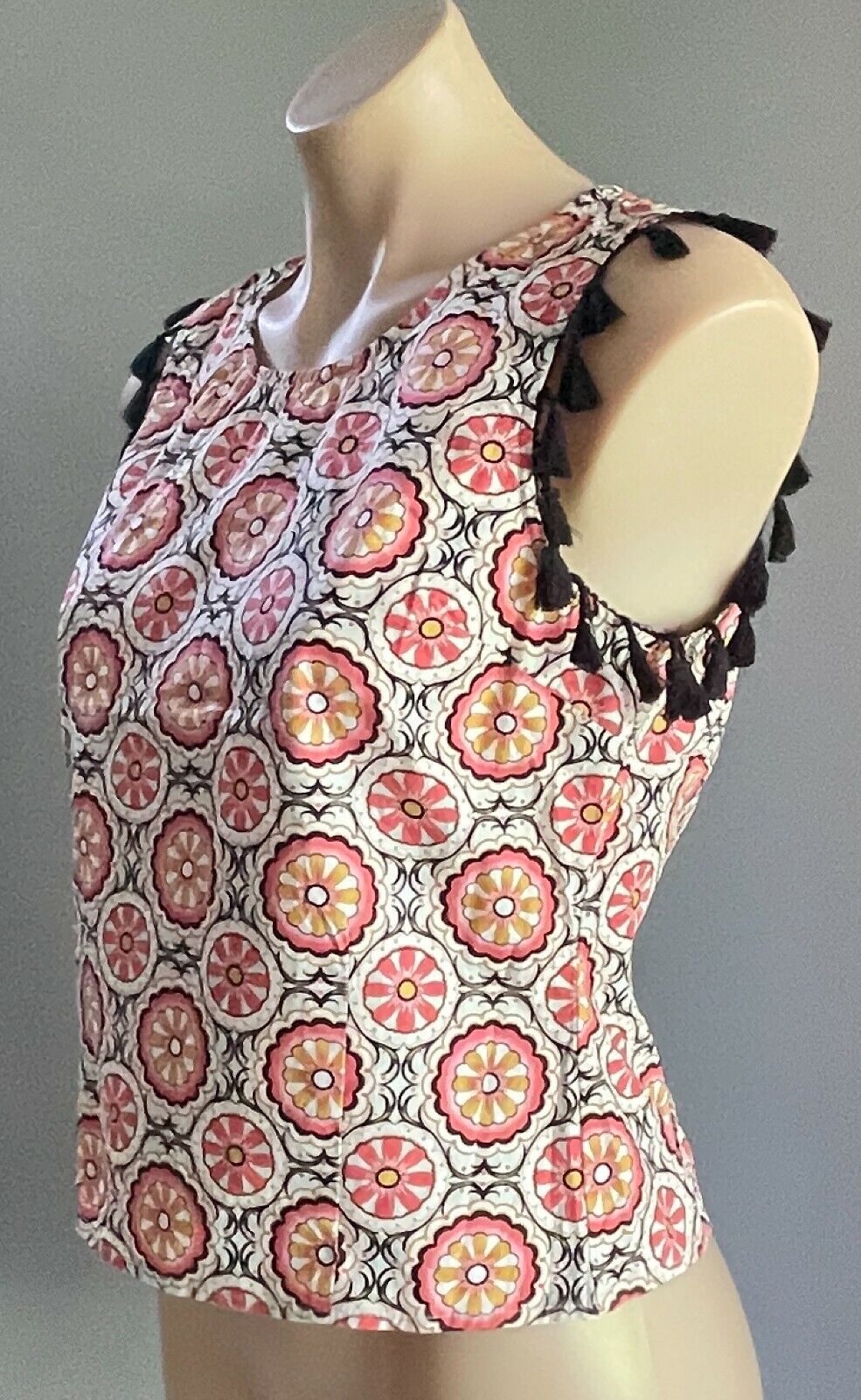 REVIVAL Top Floral Print Sleeveless Black Tassels Size 8 10 1960's NEW