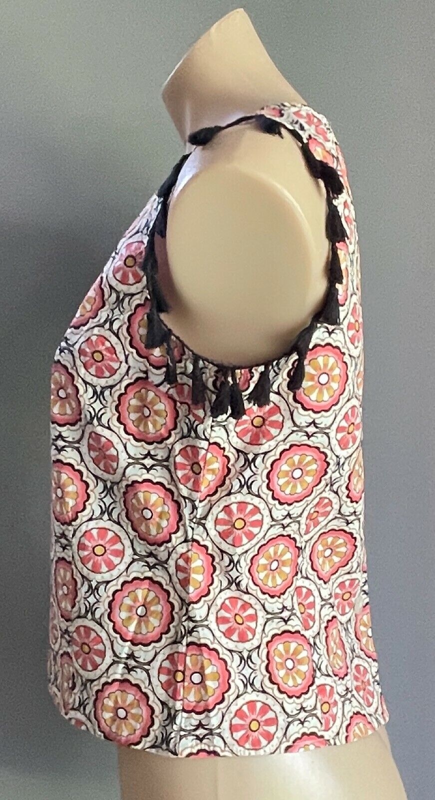 REVIVAL Top Floral Print Sleeveless Black Tassels Size 8 10 1960's NEW