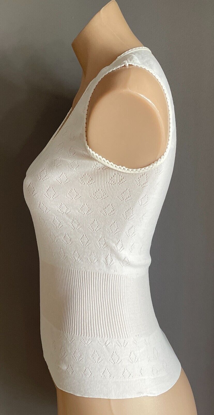 BAN-LON Thermal Singlet Vintage Off White Sleeveless Lace Trim Ladies Siz 10 NEW