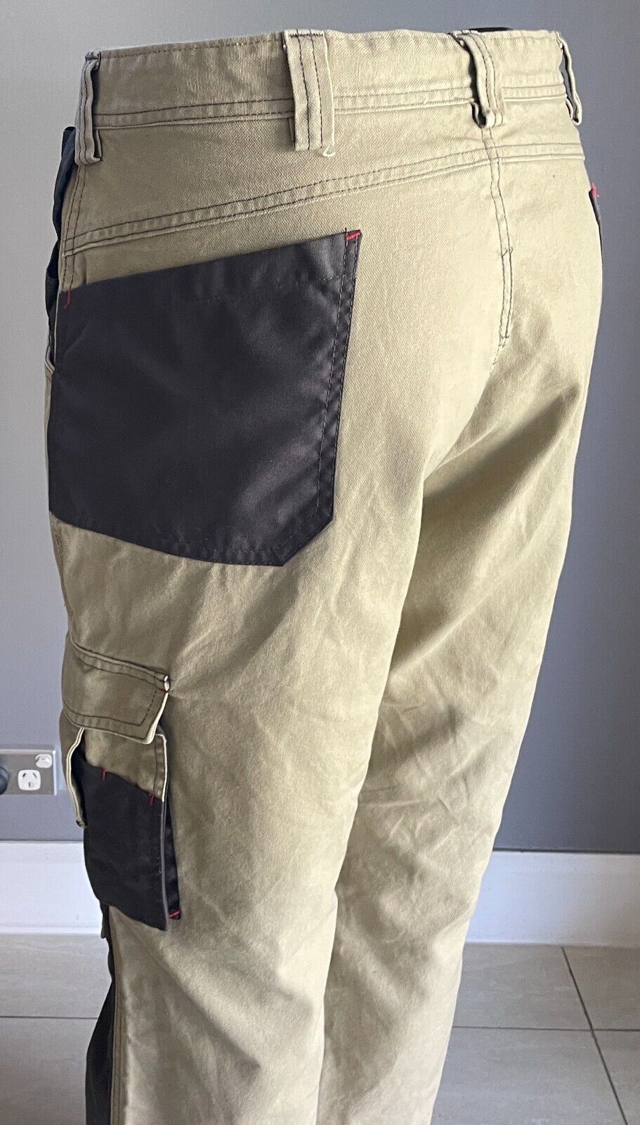 HARD YAKKA Khaki Black Full Length Trousers MeSize 107R Y02902 Cargo Work Pants