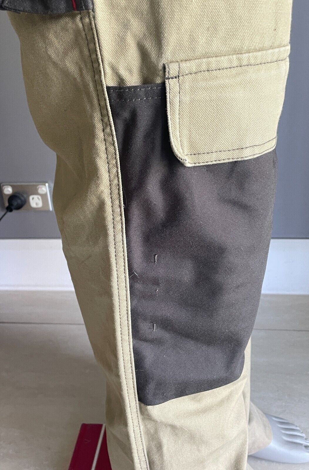 HARD YAKKA Khaki Black Full Length Trousers MeSize 107R Y02902 Cargo Work Pants