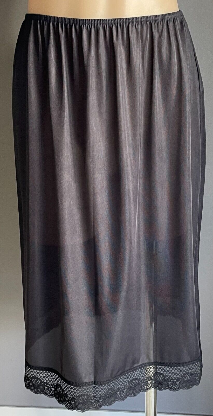 Vintage Half Slip Nylon Black 1/2 Petticoat Elastic Waist Lace Hem Size 14
