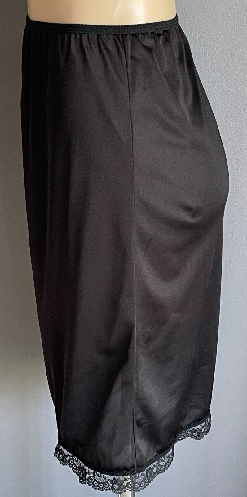 Vintage Petticoat Half Slip 1/2 Black Elastic Waist Nylon Fabric Ladies Size 12