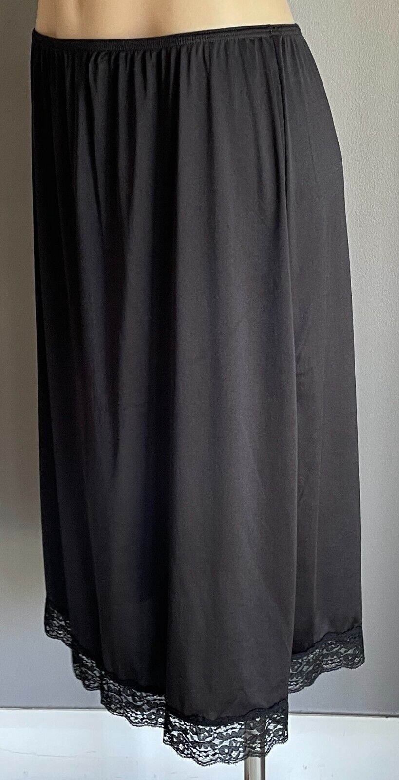 Half Slip Black Vintage Nylon 1/2 Petticoat Elastic Waist Lace Hem Size 14